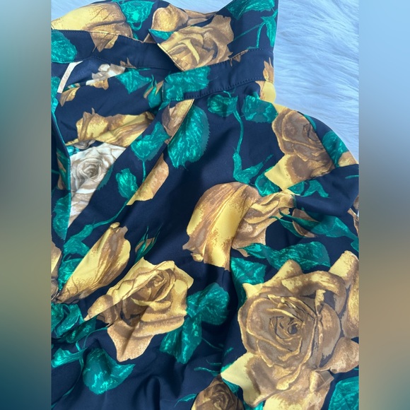 Floral print dress from melanie lyne size 2 brand new worn just once - Picture 5 of 5